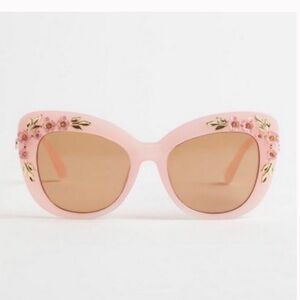 NWT torrid Cat Eye Rosette Pink Sunglasses